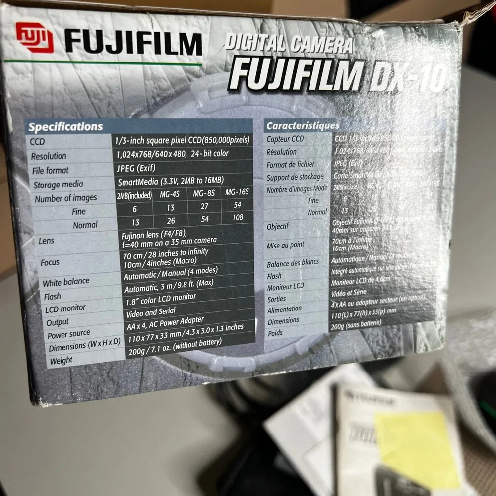 Fujifilm DX-10 Vintage Digital Camera Black Fujinon Lens 5.5mm CCD Boxed Kit‎